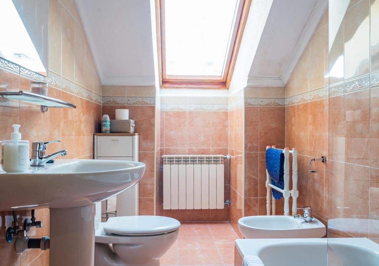 Apartamento Irene Centrico Con Wifi Y Parking Coche Tamano Medio Onís Dış mekan fotoğraf